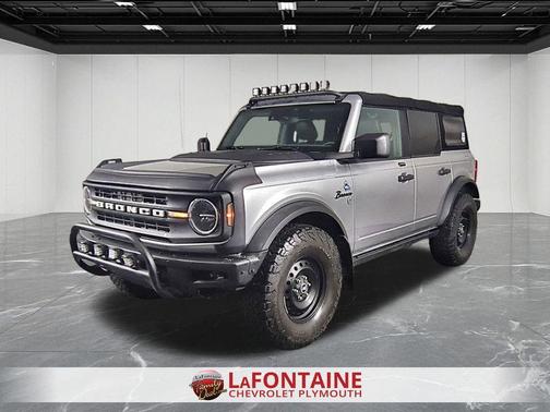 Silver 2021 Ford Bronco Black Diamond