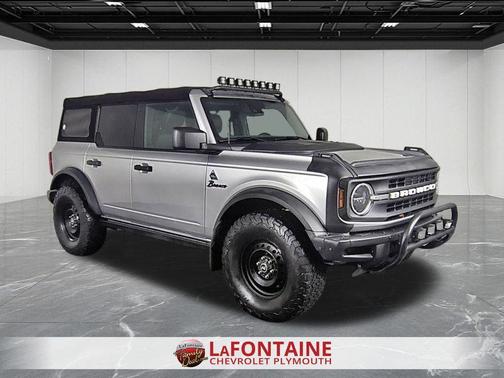 Silver 2021 Ford Bronco Black Diamond