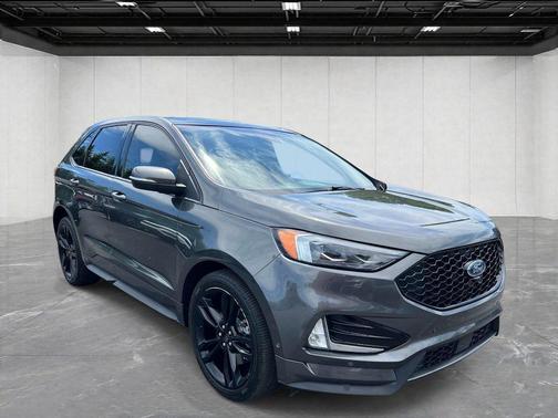 Magnetic 2019 Ford Edge ST
