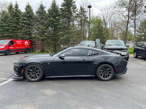 Shadow Black 2024 Ford Mustang Dark Horse