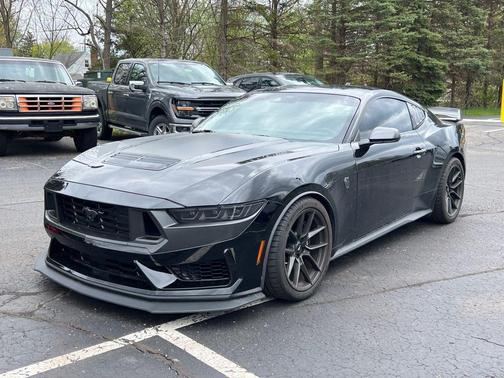 Shadow Black 2024 Ford Mustang Dark Horse