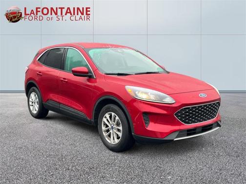 2020 Ford Escape SE
