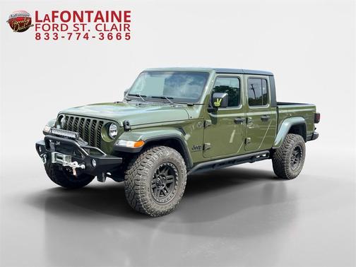 2023 Jeep Gladiator Sport