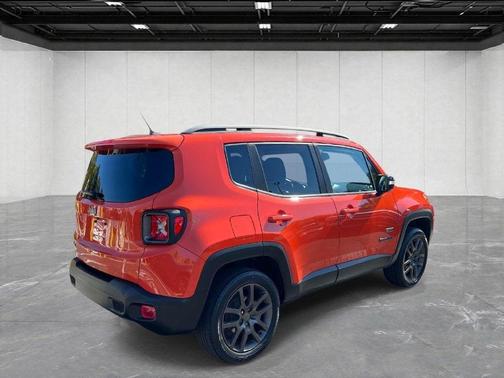 Orange 2016 Jeep Renegade Latitude