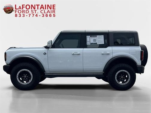 2024 Ford Bronco Outer Banks