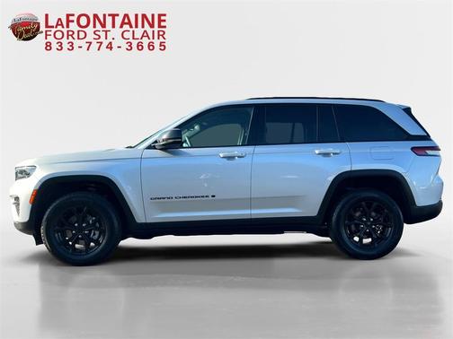 2024 Jeep Grand Cherokee Laredo