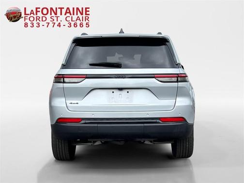 2024 Jeep Grand Cherokee Laredo