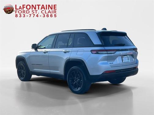 2024 Jeep Grand Cherokee Laredo