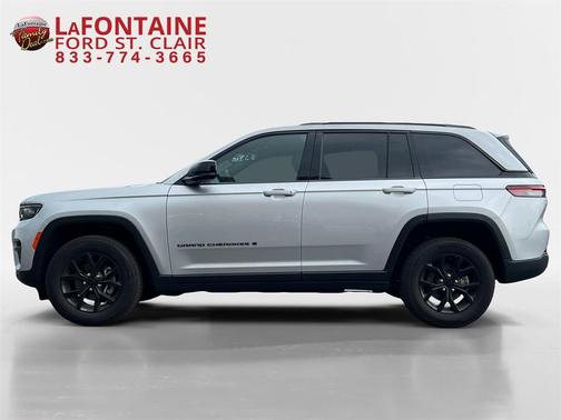2024 Jeep Grand Cherokee Laredo