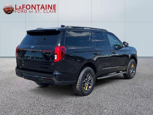 Black Metallic 2025 Ford Expedition Tremor