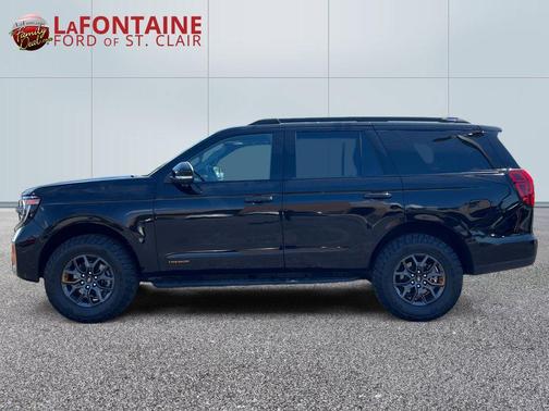 Black Metallic 2025 Ford Expedition Tremor