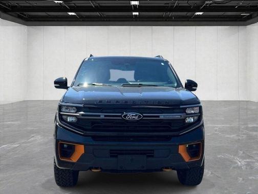 Black Metallic 2025 Ford Expedition Tremor