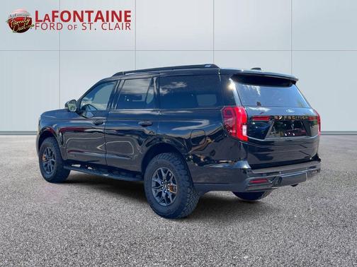 Black Metallic 2025 Ford Expedition Tremor