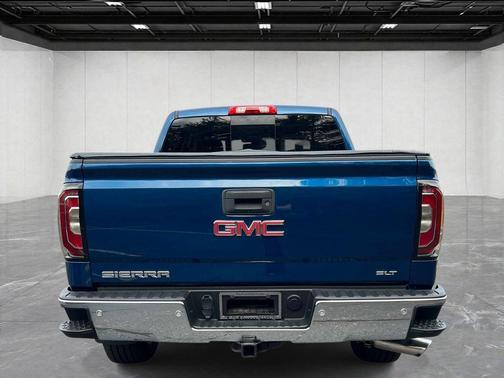 Blue Metallic 2017 GMC Sierra 1500 SLT