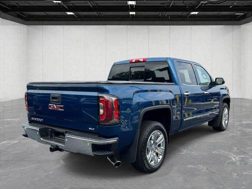 Blue Metallic 2017 GMC Sierra 1500 SLT