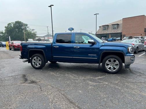 Blue Metallic 2017 GMC Sierra 1500 SLT