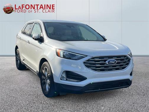2022 Ford Edge Titanium