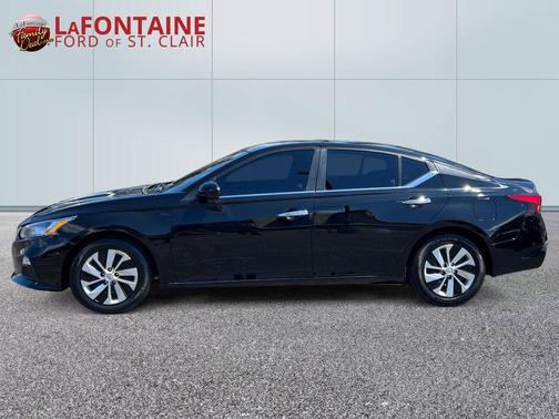 Super Black 2020 Nissan Altima 2.5 S