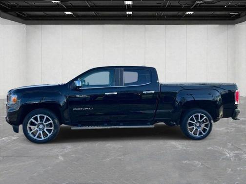 Onyx Black 2021 GMC Canyon Denali
