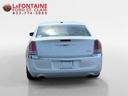 2013 Chrysler 300 Base