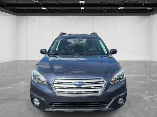 Carbide Gray Metallic 2017 Subaru Outback 2.5i Premium