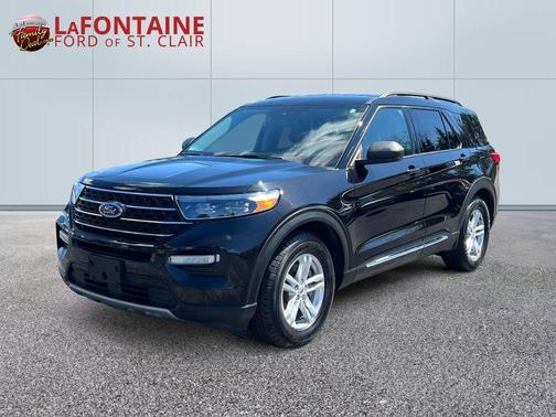 Black Metallic 2024 Ford Explorer XLT
