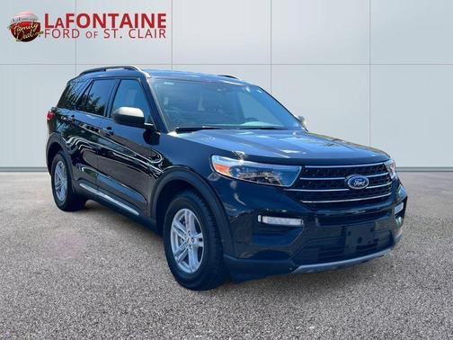Black Metallic 2024 Ford Explorer XLT