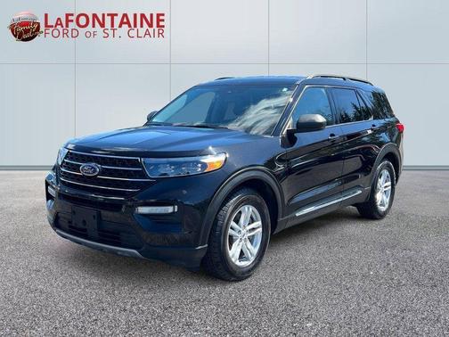 Black Metallic 2024 Ford Explorer XLT