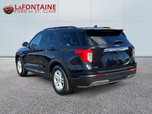 Black Metallic 2024 Ford Explorer XLT