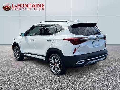Snow White Pearl 2021 Kia Seltos SX