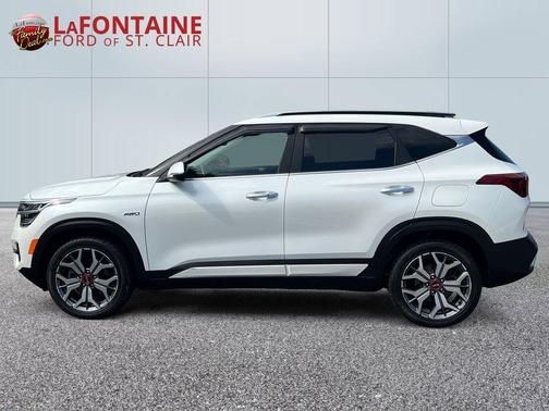 Snow White Pearl 2021 Kia Seltos SX