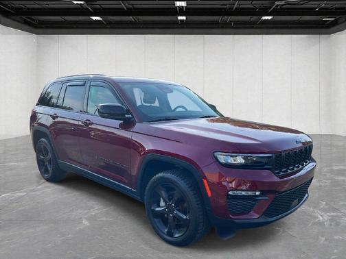 Velvet 2023 Jeep Grand Cherokee Limited