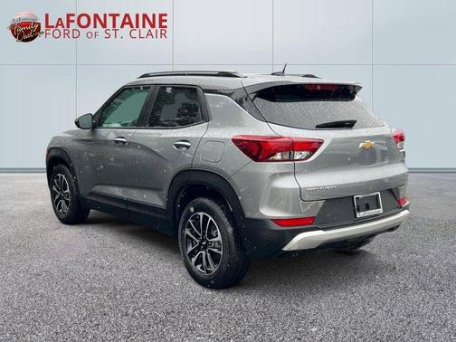 Sterling Gray Metallic 2025 Chevrolet Trailblazer LT