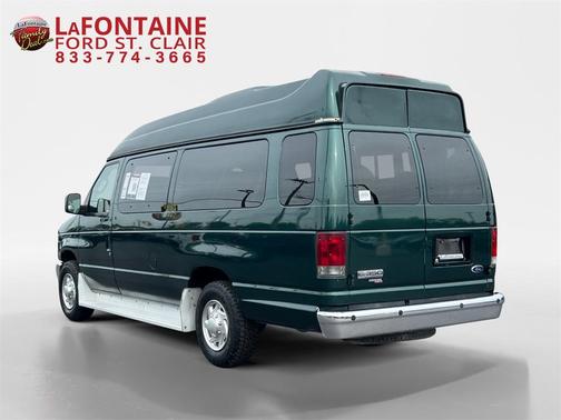 2008 Ford E350 Super Duty XL