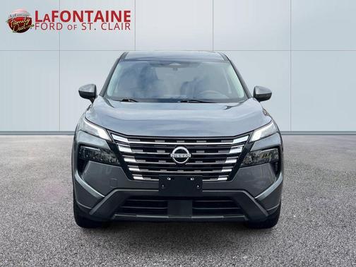 Gun Metallic 2024 Nissan Rogue SV