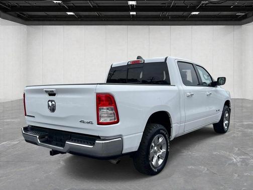 Bright White Clearcoat 2019 RAM 1500 Big Horn