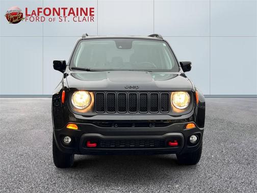 2023 Jeep Renegade Trailhawk