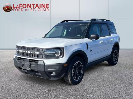 Oxford White 2025 Ford Bronco Sport Outer Banks