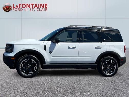 Oxford White 2025 Ford Bronco Sport Outer Banks