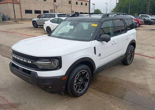 Oxford White 2025 Ford Bronco Sport Outer Banks