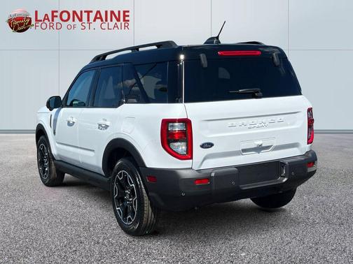 Oxford White 2025 Ford Bronco Sport Outer Banks