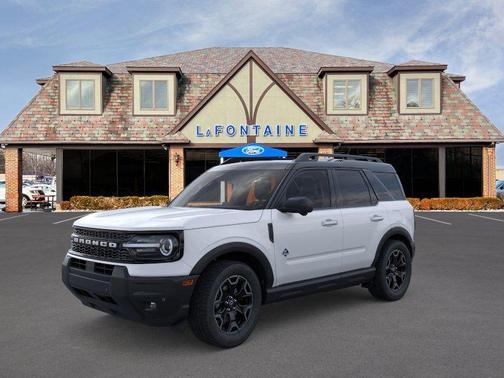 Oxford White 2025 Ford Bronco Sport Outer Banks