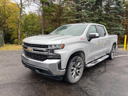 Silver Ice Metallic 2019 Chevrolet Silverado 1500 LT