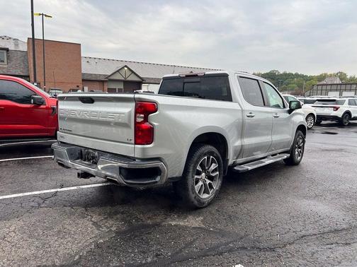 Silver Ice Metallic 2019 Chevrolet Silverado 1500 LT
