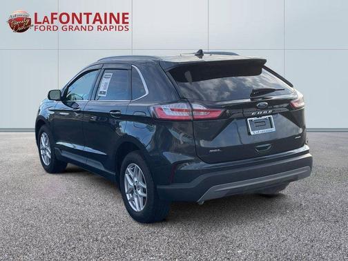 Blue Metallic 2024 Ford Edge SEL