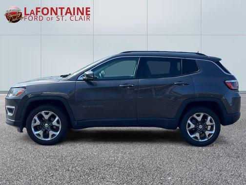 Granite Crystal Clearcoat Metallic 2019 Jeep Compass Limited