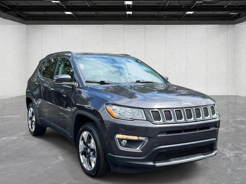 Granite Crystal Clearcoat Metallic 2019 Jeep Compass Limited
