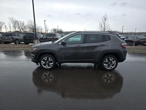 Granite Crystal Clearcoat Metallic 2019 Jeep Compass Limited