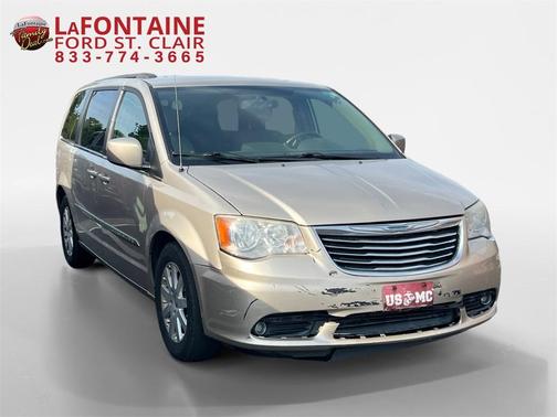 2012 Chrysler Town & Country Touring