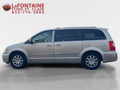 2012 Chrysler Town & Country Touring
